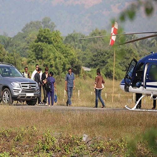 Little AbRam just does not want to return home from Birthday of father Shahrukh
