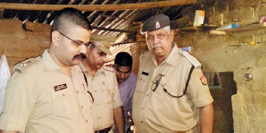 Abominable act of police man in etawah