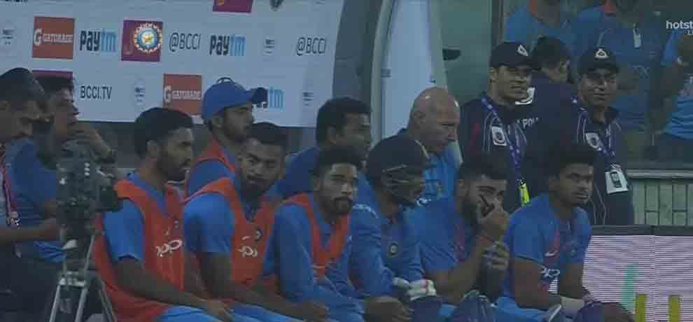 Kohlis walkie-talkie usage during first T20I within ICC parameters
