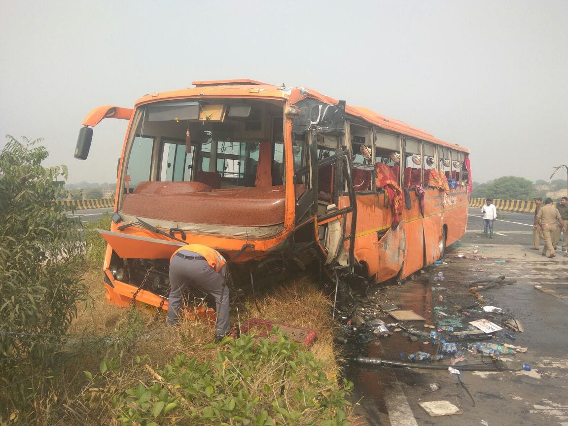 himachal pradesh school bus accident in agra