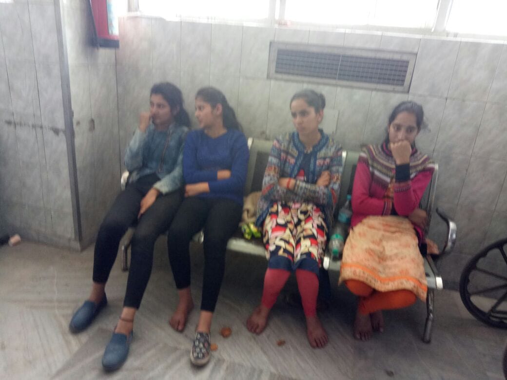eyewitness of himachal pradesh school bus accident in agra said this