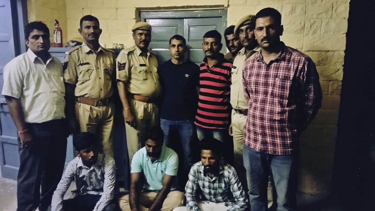 four people try to kidnapped a school girl in jaisalmer