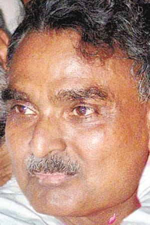 SP announces Mayor candidate Vinod Chandra 