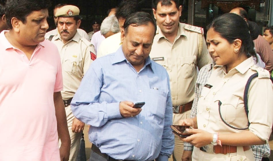 firing in faridabad at businessman place