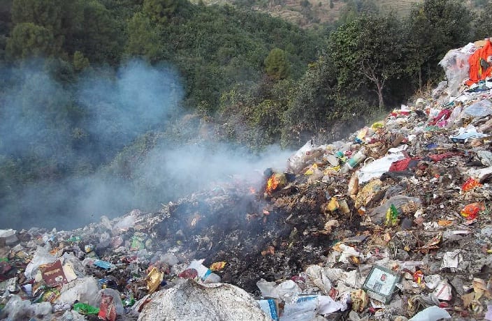 Fire again in the litter pile, breathing difficult