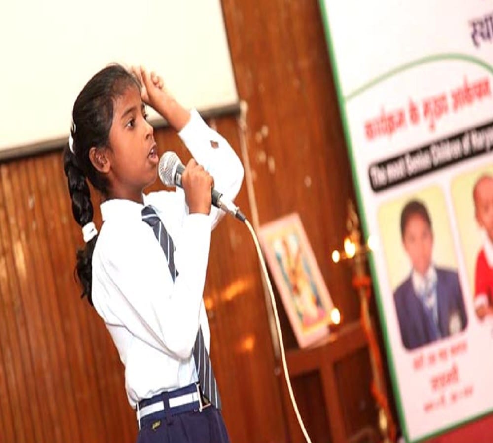 indias wonder girl famous on social media who can speak in eight languages