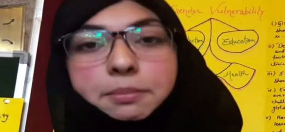 kashmiri girl hamid saeeda wants to became boy for two hours