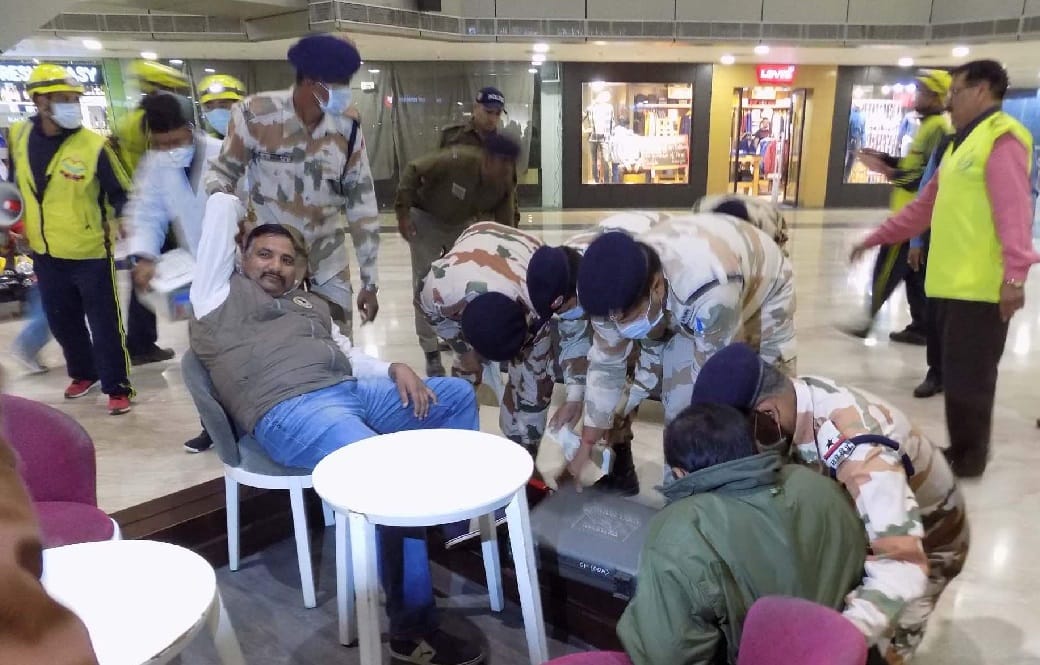 thirty people rescue during fire mock drill in cinema hall
