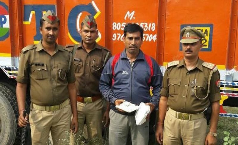 40 पेटी गैर प्रांतीय शराब बरामद