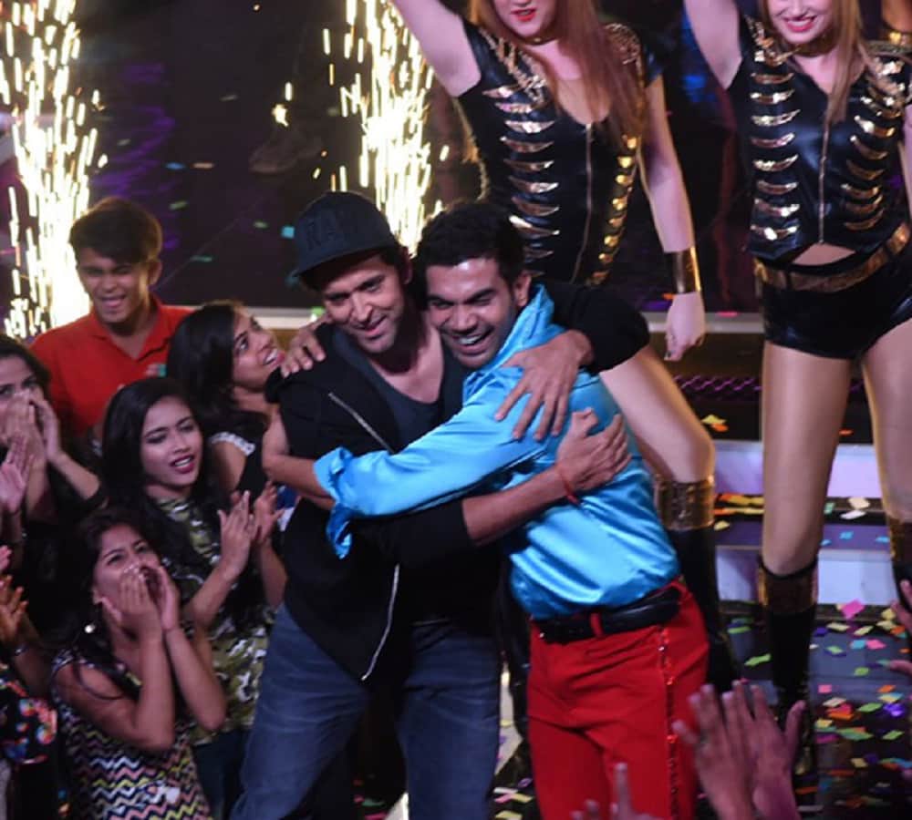 Actor Rajkumar Rao performed dance with Hrithik Roshan in Farah Khan's show Lip Sync Battle