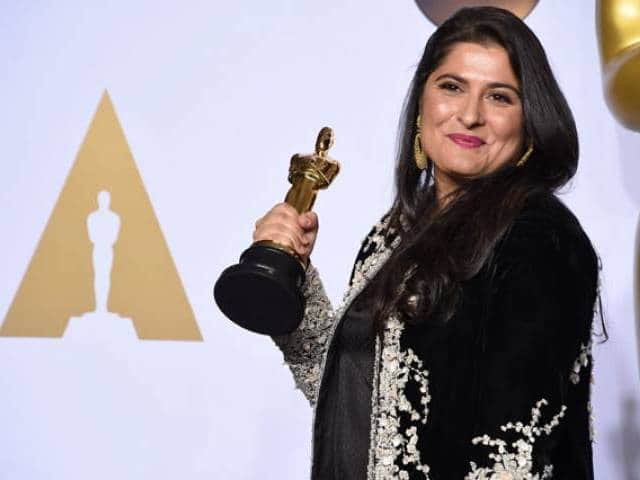 This Is How Oscar Winning Director Sharmeen Obaid Chinoy Defending Her Tweet On Harassment 