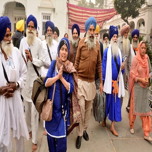 2420 Sikh pilgrims visit Pakistan for Guru Nanak Jayanti