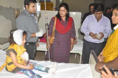 scene of sn medical college after bus stand in agra