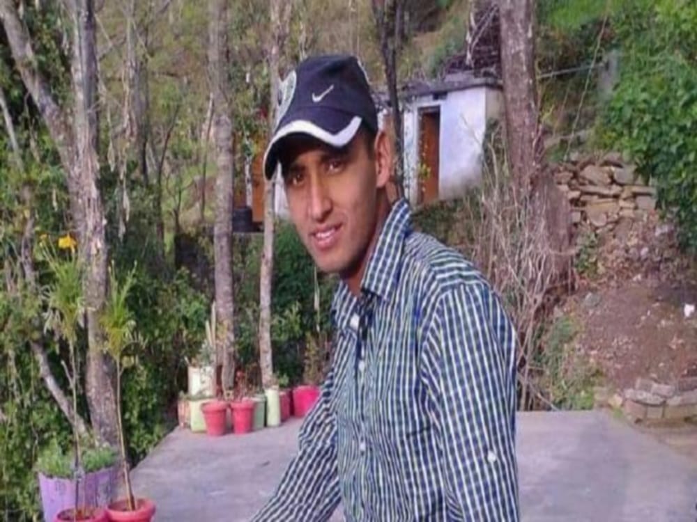  uttarakhand martyr suraj singh tophal Funeral photos in karnaprayag