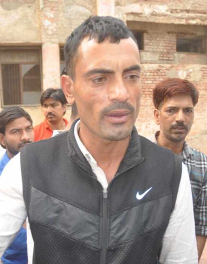 parents of himachal students injured in agra bus accident reached agra