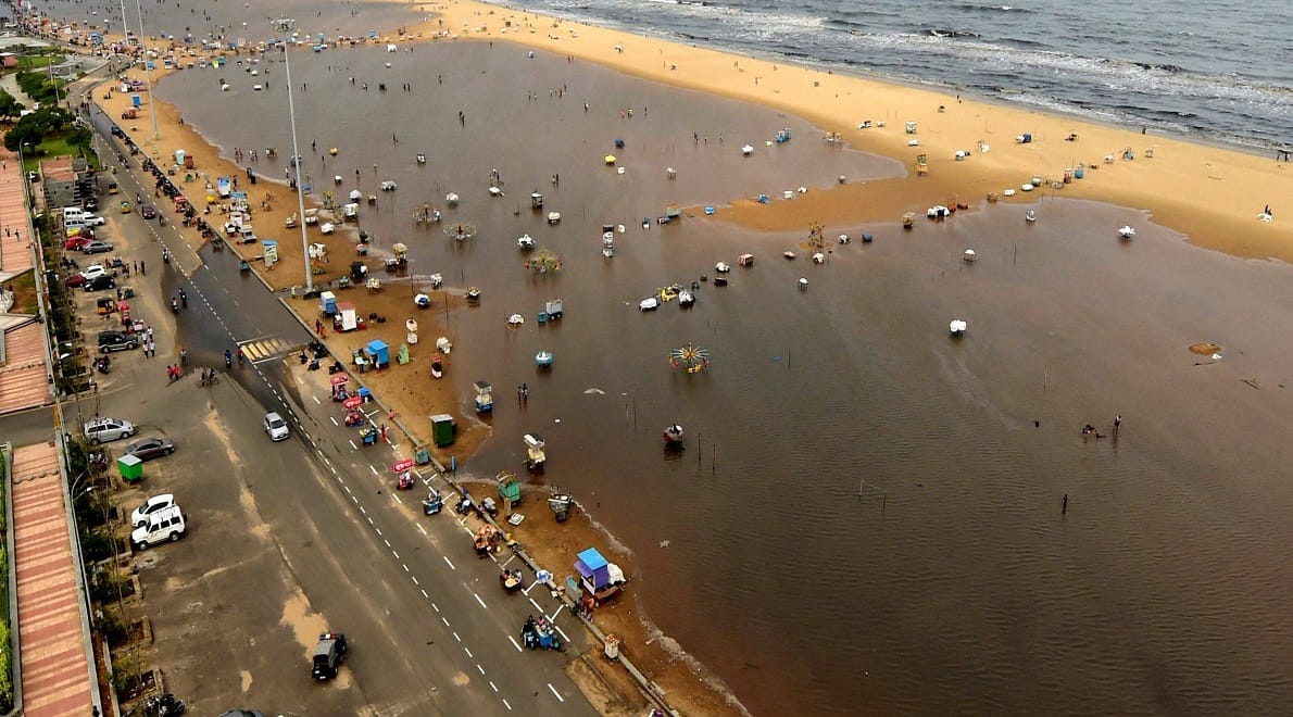 Chennai gets submerged due to continuous rain