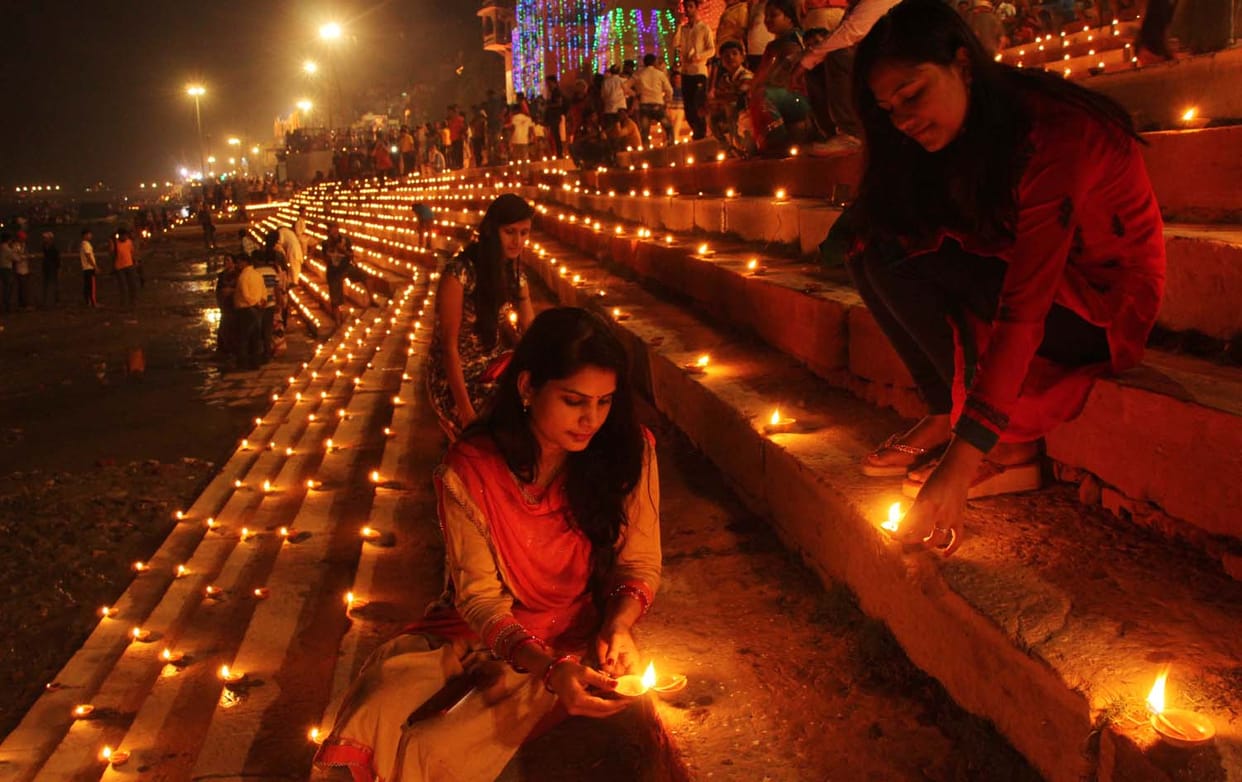 Three lakh lamps will burn in Ayodhya on deepavali
