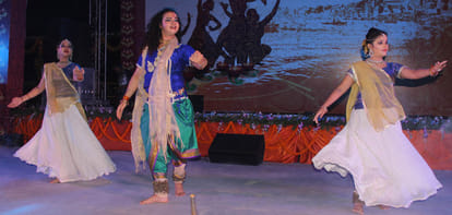 last night of ganga mahotsav in varanasi