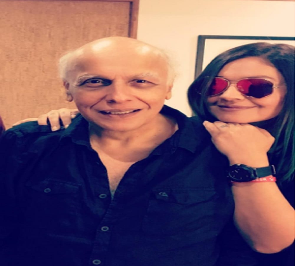 first time mahesh bhatt and soni razdan together share onscreen