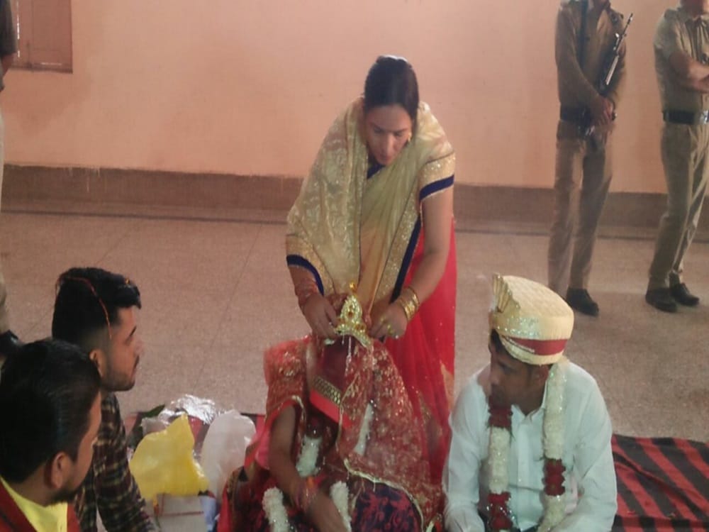 don wedding from jail after four hour payroll in roorkee