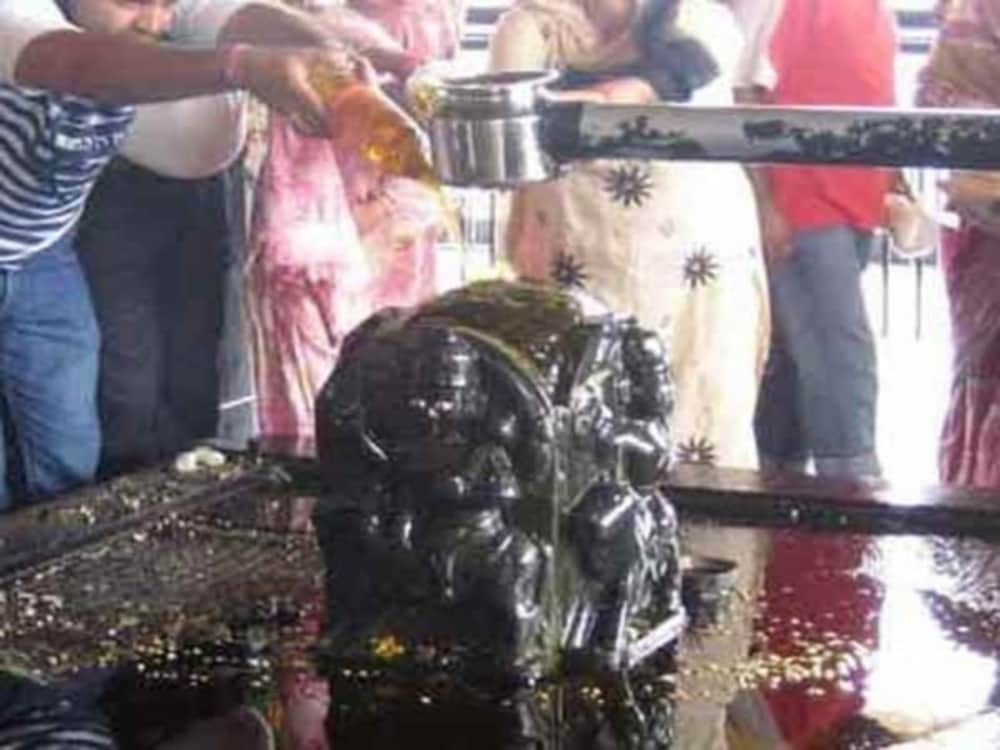 Shani amavasya 2018 right method of shani puja
