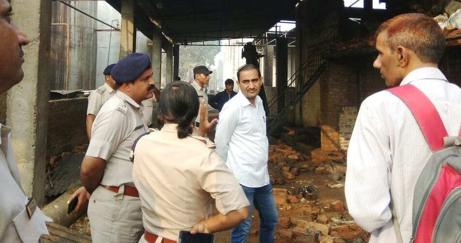 fire breaks out in ashish oil factory, hisar news