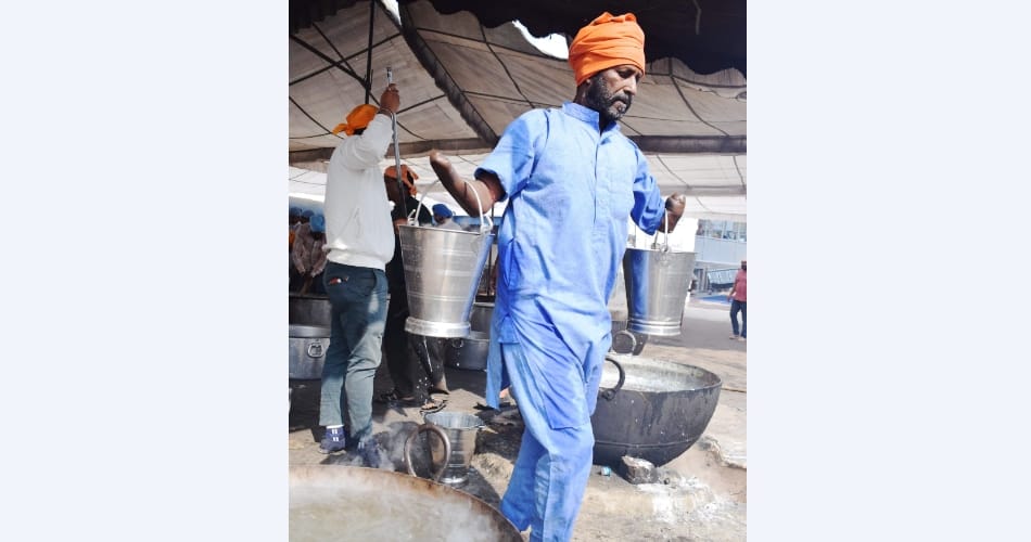 Mohinder kumar, the man who serving in Gurudwara from 20 yrs 