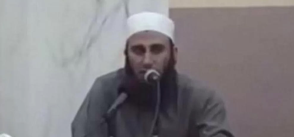 Egyptian cleric controversial statement says men can marry their own DAUGHTERS