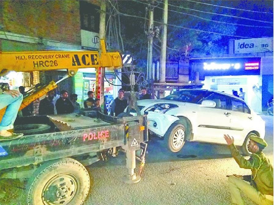 CRPF deputy commandant hit three motorcycles, case filed