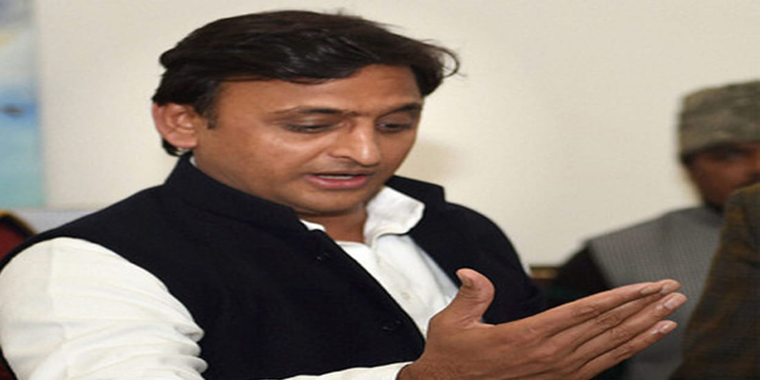 Akhilesh's attack on saffron color