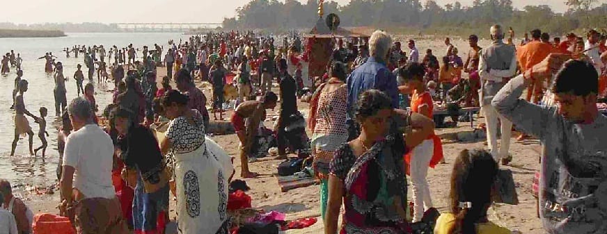 Bath in the Sharda river on Kartik Purnima