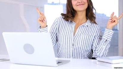 know how to leave your job in bizarre style
