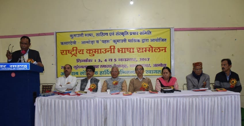 kumauni, gadwali questions should be involved in exams: kunjwal