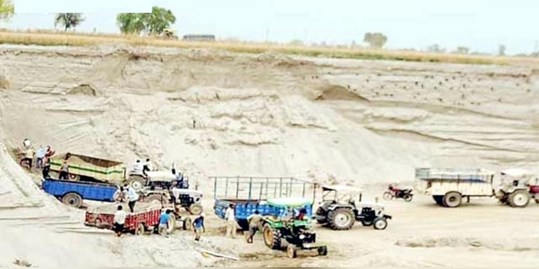 Six tractors released by the Mafia from SDM custody
