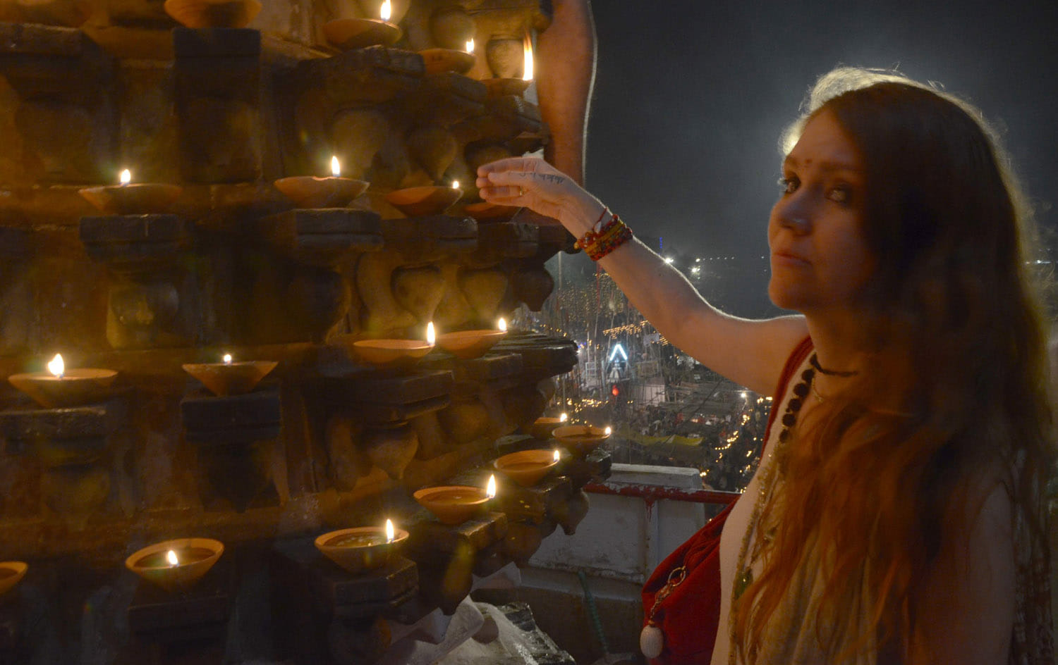 significance of dev deepawali at varanasi