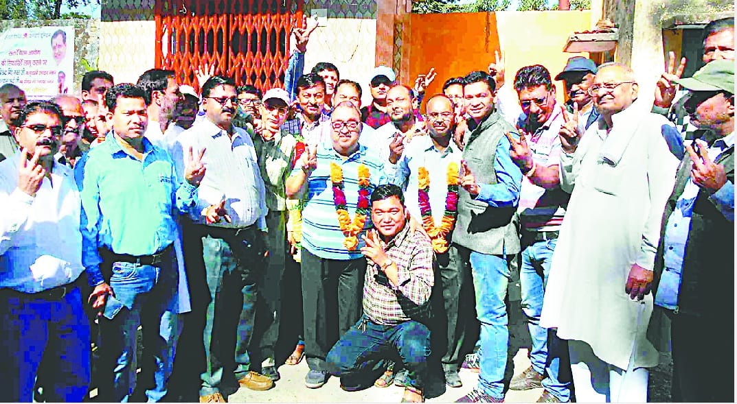 Mohan Bhandari President of Pithoragarh becomes Suraj Bhan Minister of Lohaghat