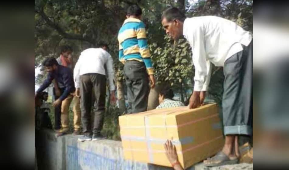 demonetisation flashback: when rumour of dumping old notes of 500 and 1000 in graveyard goes viral