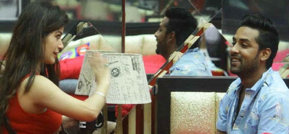 not only punish, there are 9 other bigg boss contestant who peed in open