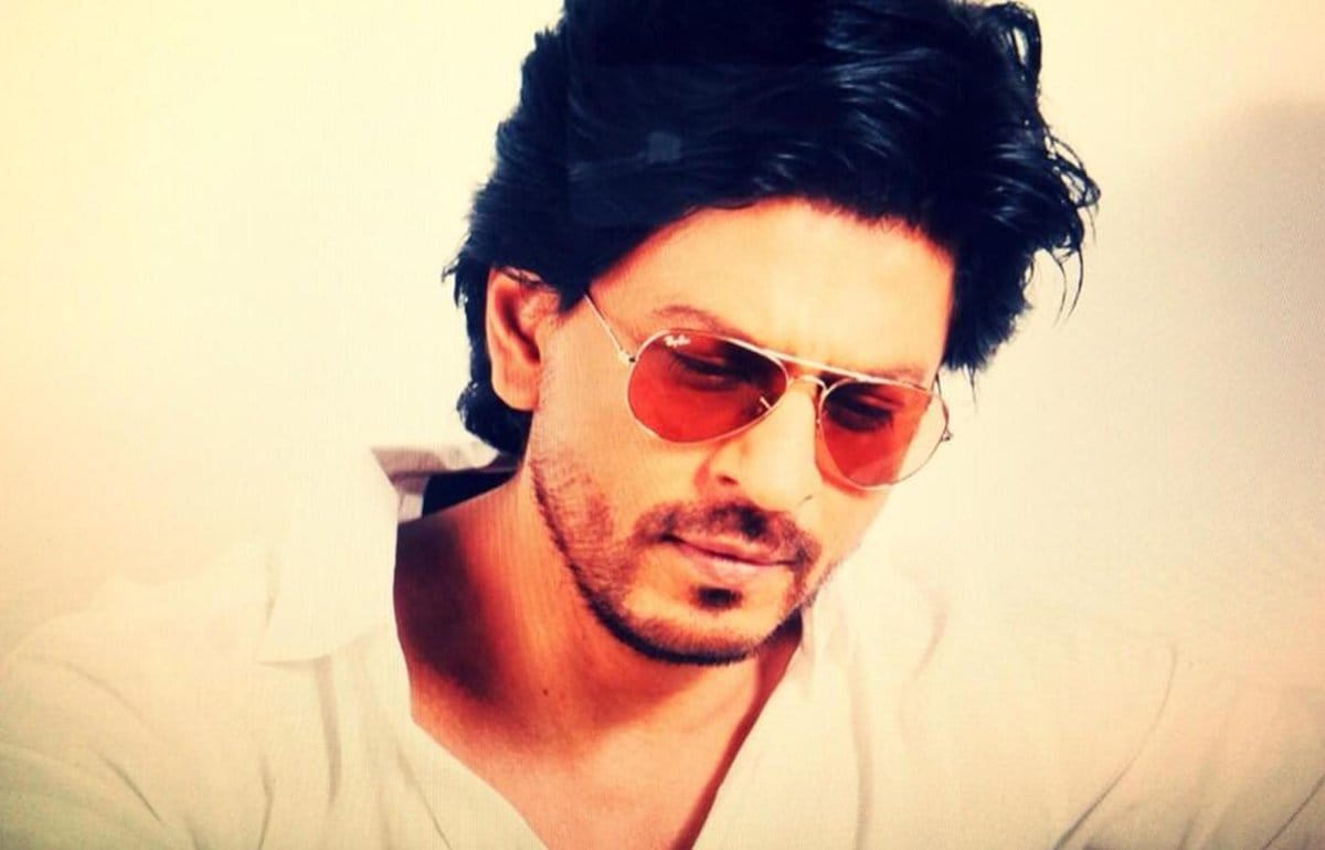 Shah Rukh Khan doesn't wish peoples on Social Media