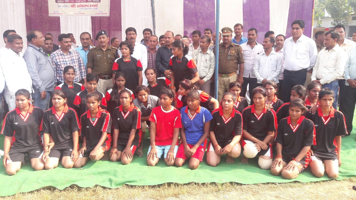 outstanding presentation of girls in kabaddi 