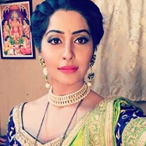 Actress Yukti Kapoors sari caught fire during a romantic scene on set of Agnifera 