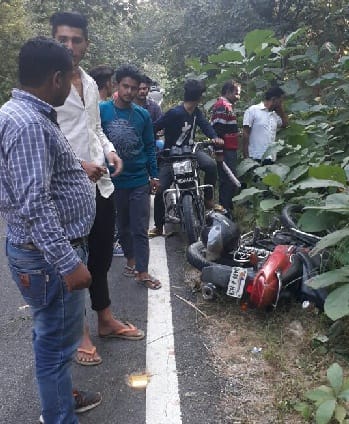 Two killed in road accidents in Ramnagar
