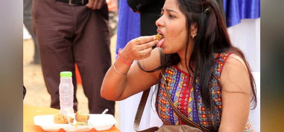 in world food india event people came to see the world food culture, view pics