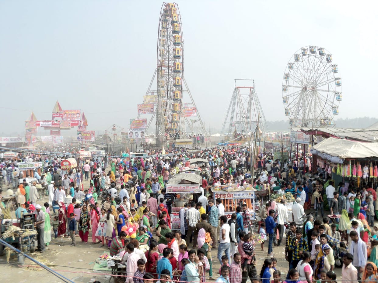 shardhaluon ne kiya ganga snan