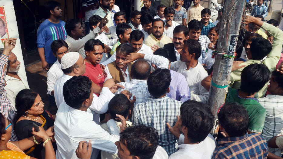 fight for land encrohment in mohangajn
