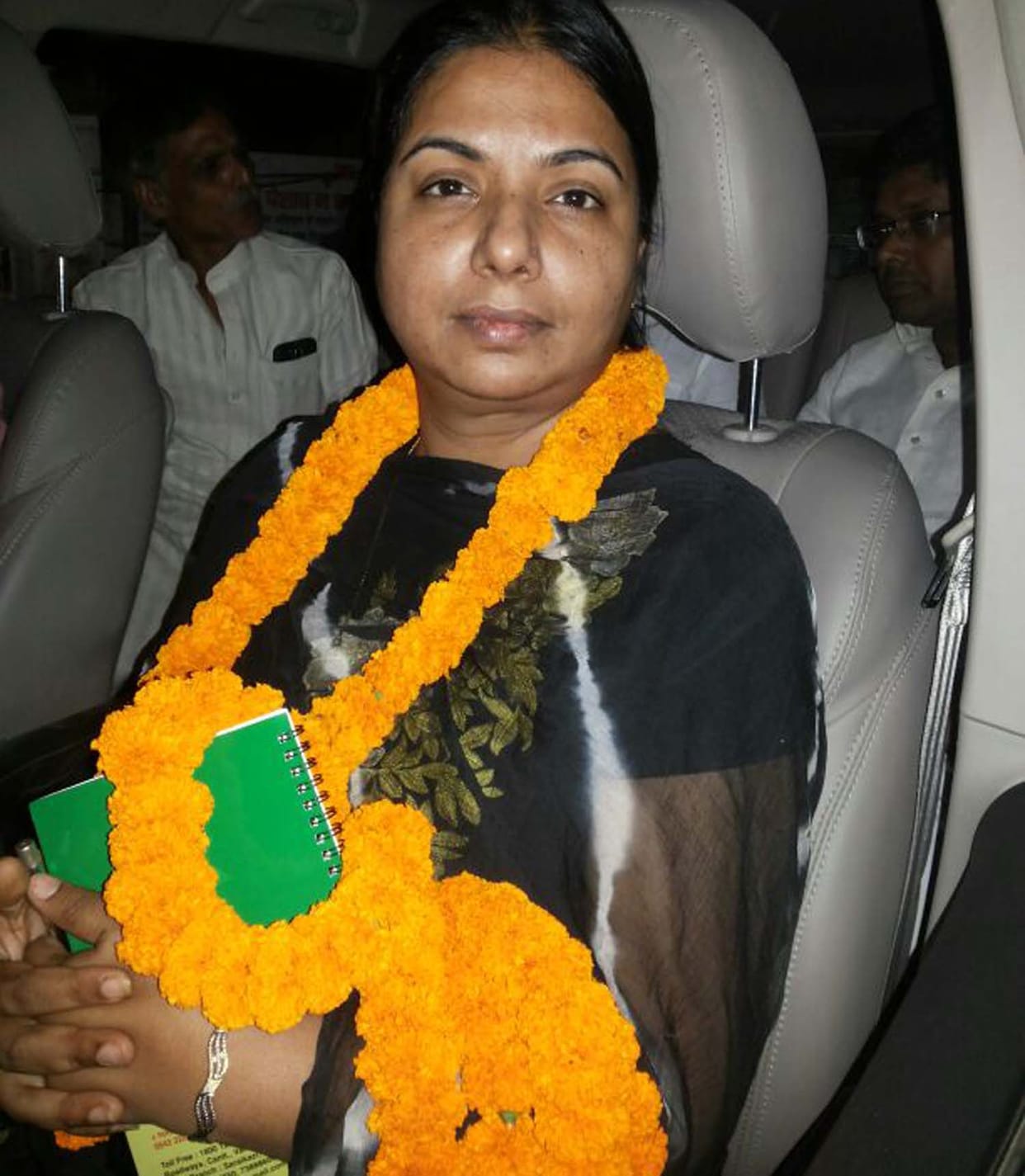 mridula jayswal varanasi BJP mayor candidate 
