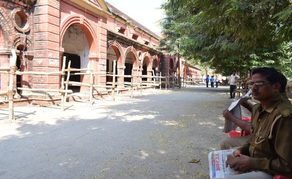 रविवार के कारण दूसरे दिन भी नहीं हुआ नामांकन