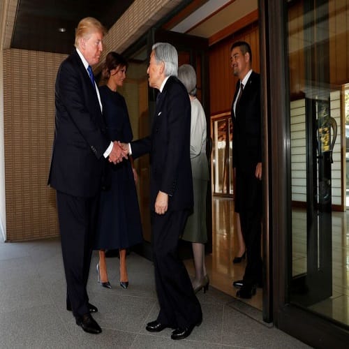  Japan gives grand welcome to donald trump
