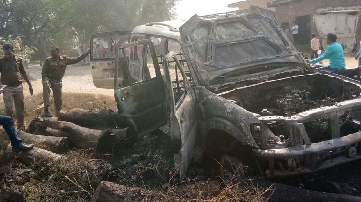 firing in Jaunpur, six injured, seventeen people detained