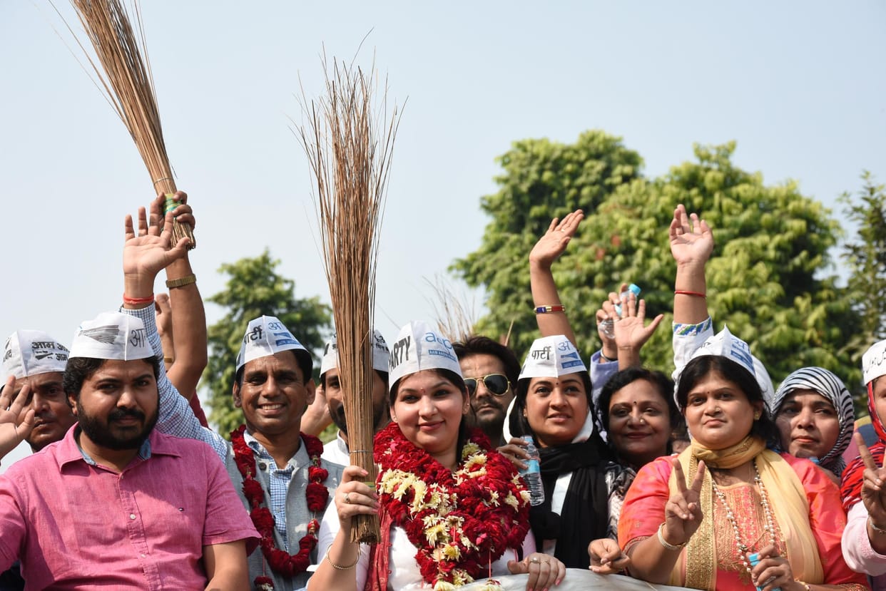 priyanka maheshwari files nomination for mayor post from aam admi party.